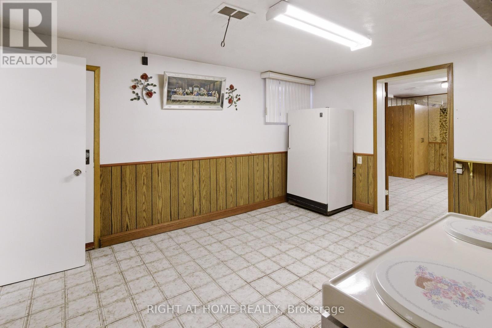 53 Tavistock Road, Toronto (downsview-roding-cfb), Ontario