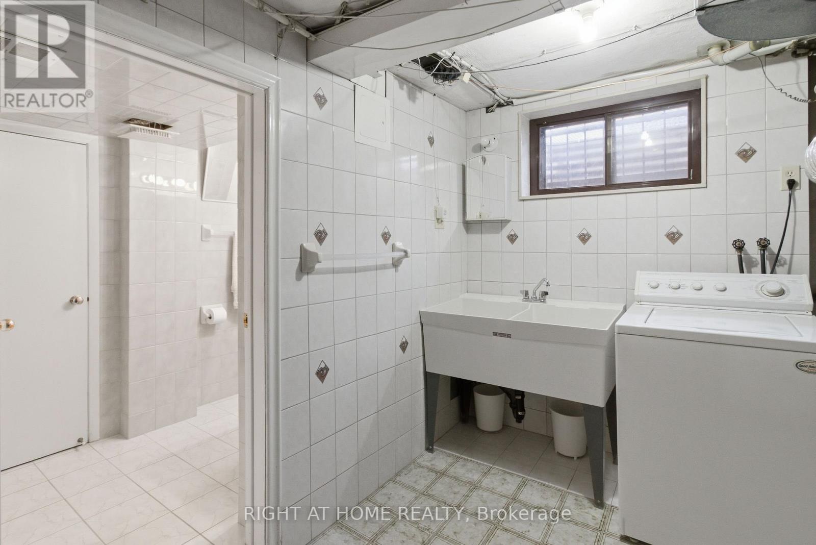 53 Tavistock Road, Toronto (downsview-roding-cfb), Ontario