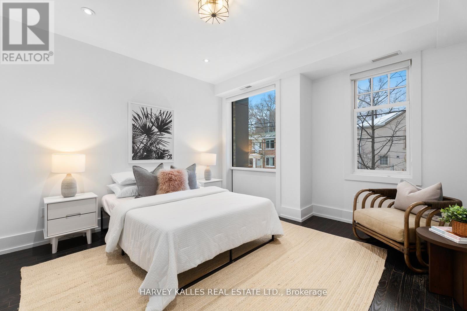 5a Sylvan Avenue, Toronto (dufferin Grove), Ontario