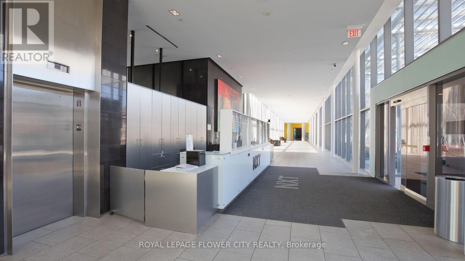 415 - 105 The Queensway Avenue, Toronto (high Park-swansea), Ontario