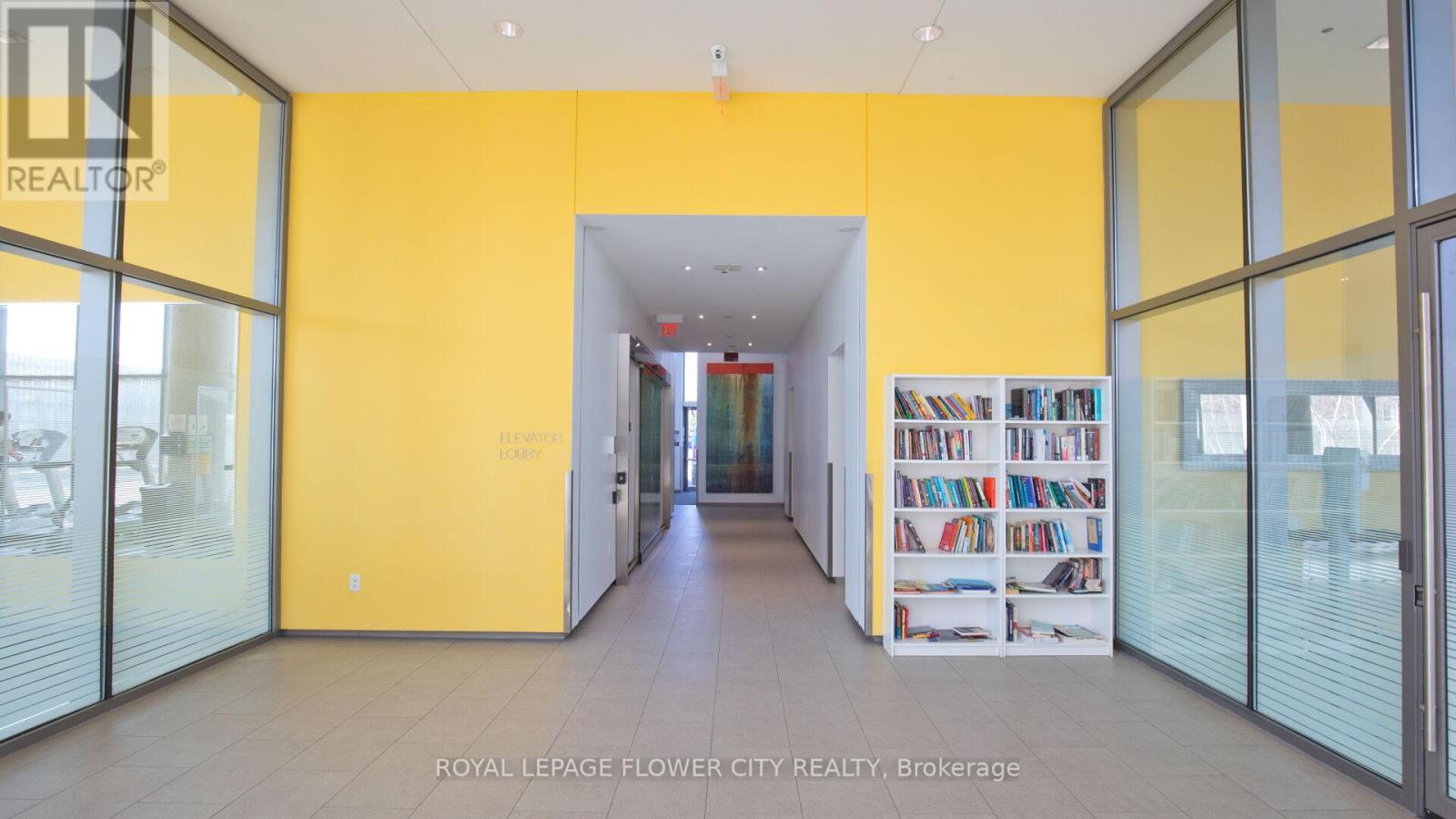 415 - 105 The Queensway Avenue, Toronto (high Park-swansea), Ontario