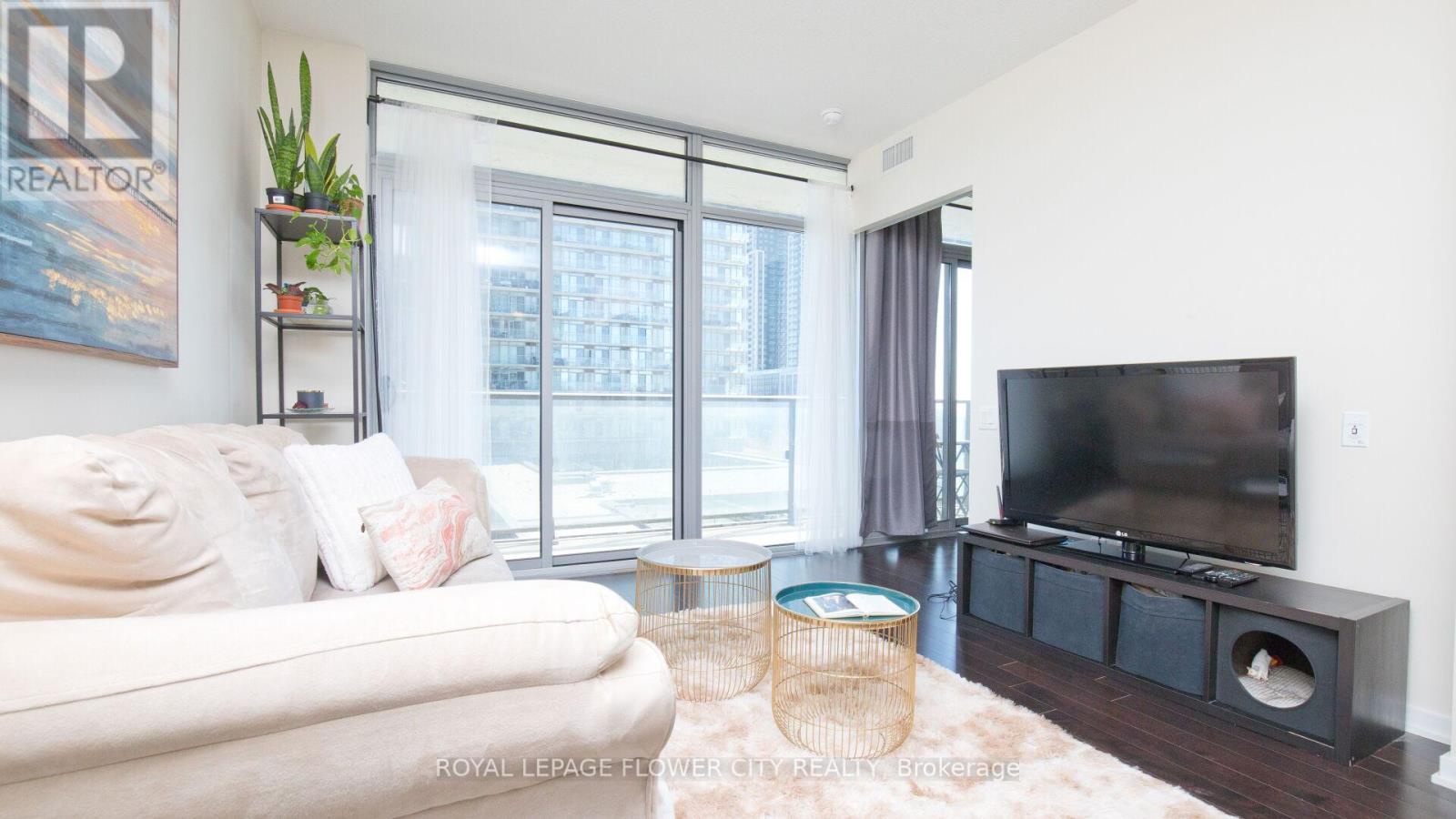 415 - 105 The Queensway Avenue, Toronto (high Park-swansea), Ontario