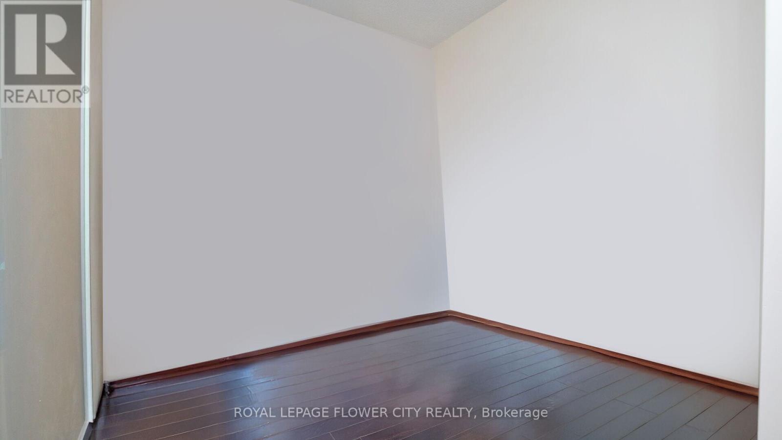 415 - 105 The Queensway Avenue, Toronto (high Park-swansea), Ontario