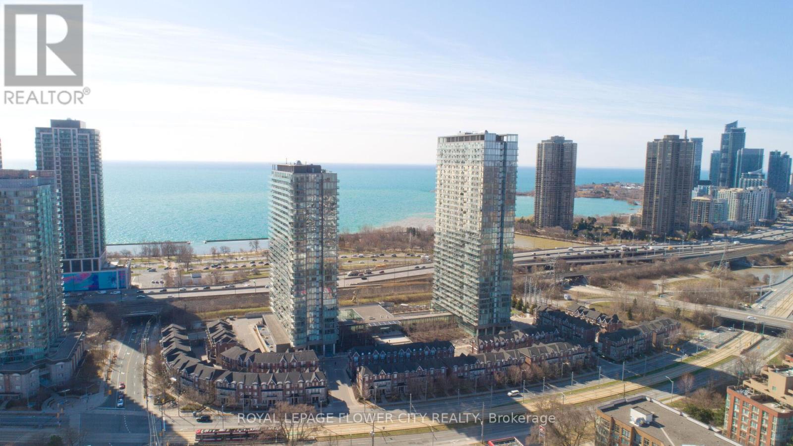 415 - 105 The Queensway Avenue, Toronto (high Park-swansea), Ontario