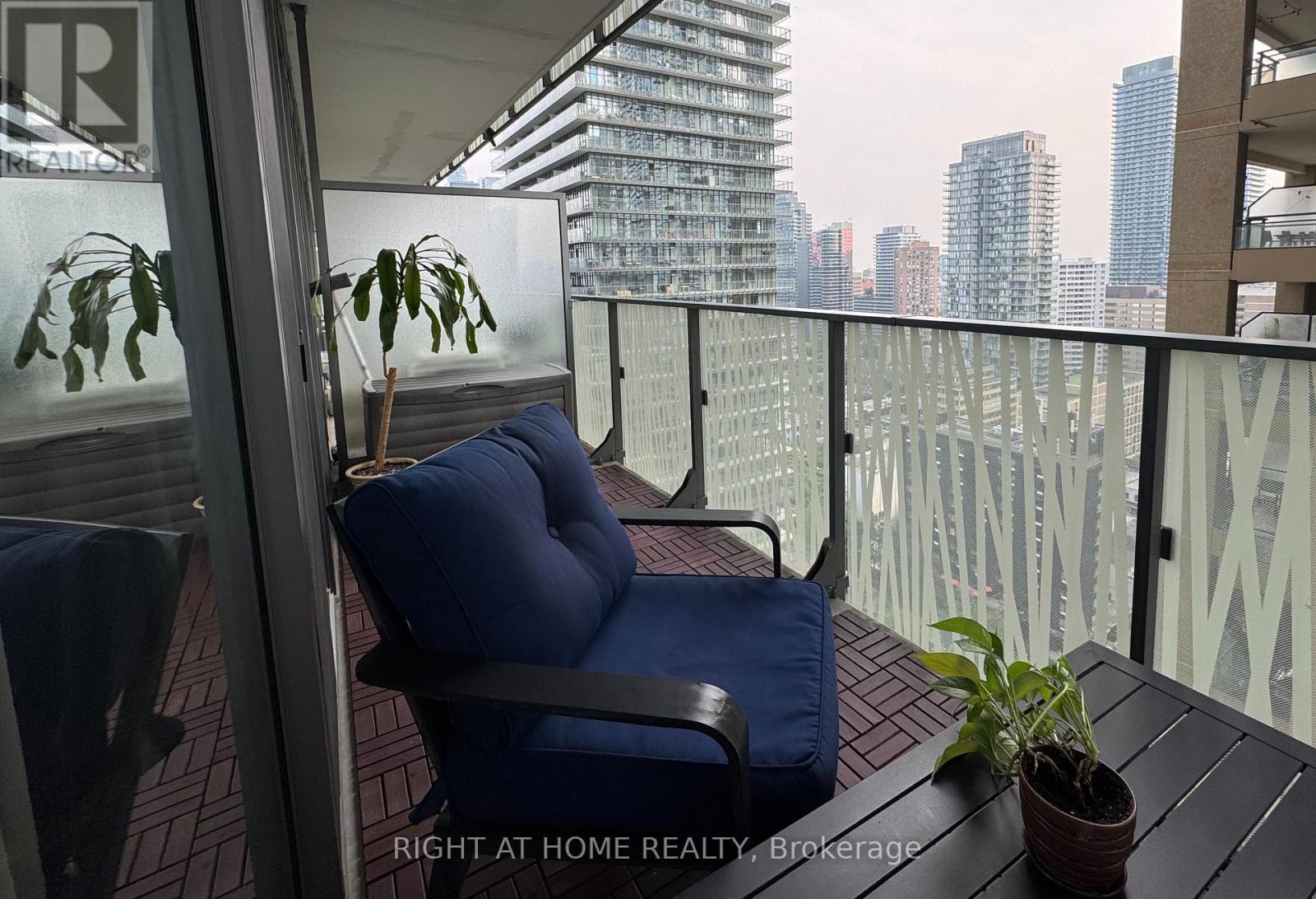 2206 - 42 Charles Street E, Toronto (church-yonge Corridor), Ontario