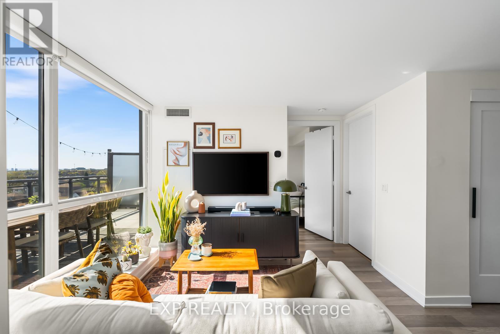 705 - 16 Mcadam Avenue, Toronto (yorkdale-glen Park), Ontario