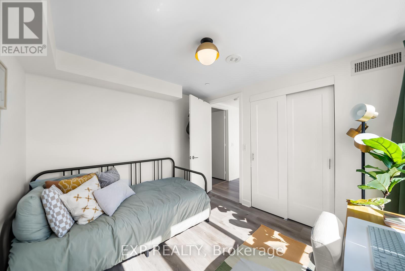 705 - 16 Mcadam Avenue, Toronto (yorkdale-glen Park), Ontario