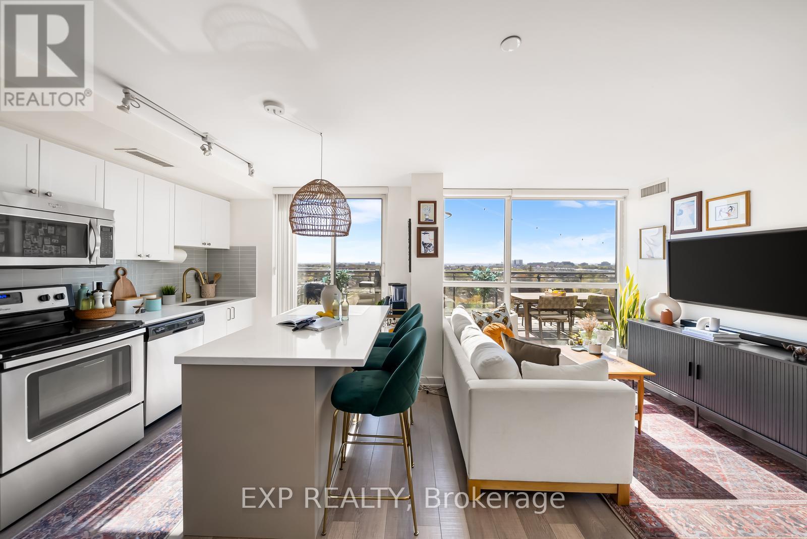 705 - 16 Mcadam Avenue, Toronto (yorkdale-glen Park), Ontario