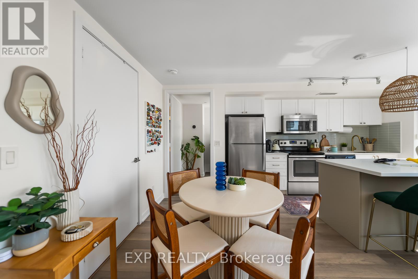 705 - 16 Mcadam Avenue, Toronto (yorkdale-glen Park), Ontario