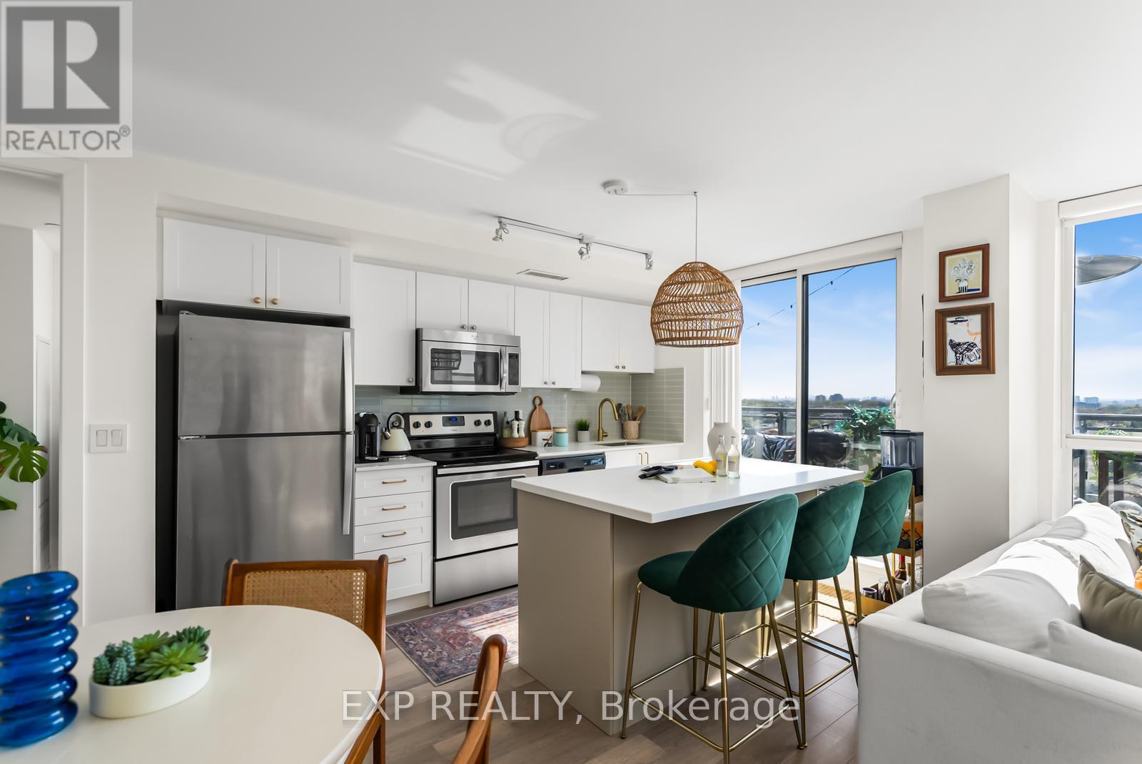 705 - 16 Mcadam Avenue, Toronto (yorkdale-glen Park), Ontario