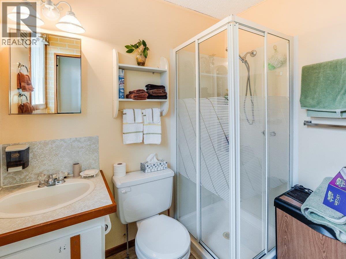 524 Hoover Street, Nelson, British Columbia