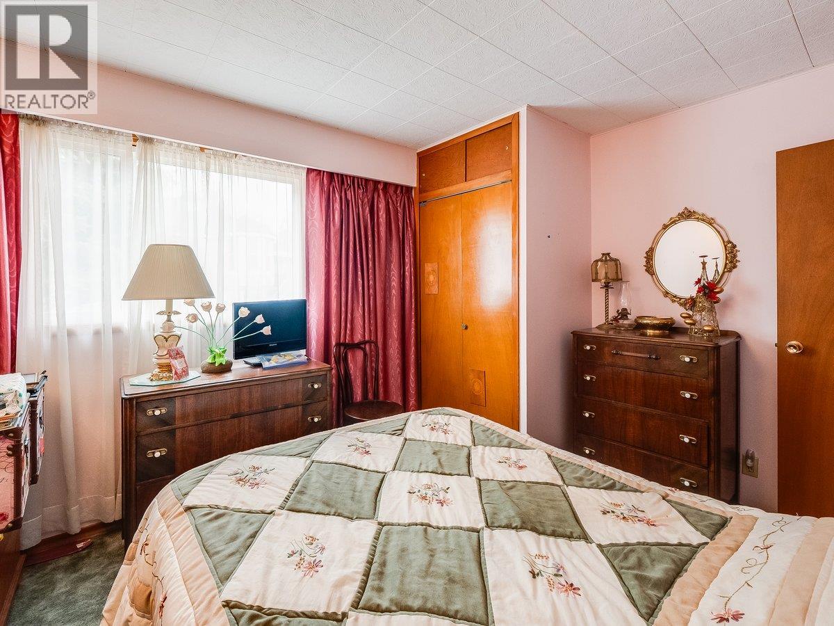 524 Hoover Street, Nelson, British Columbia