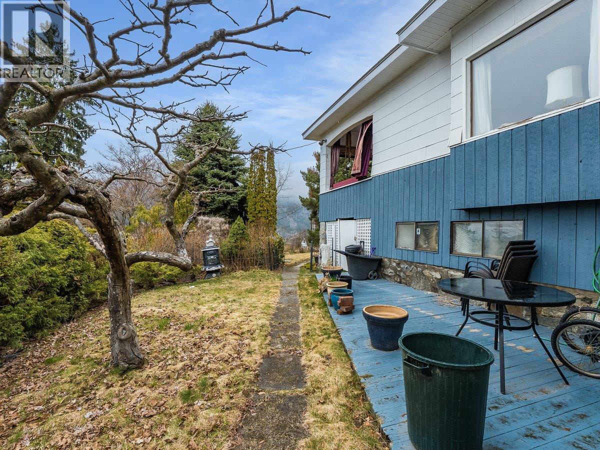 524 Hoover Street, Nelson, British Columbia