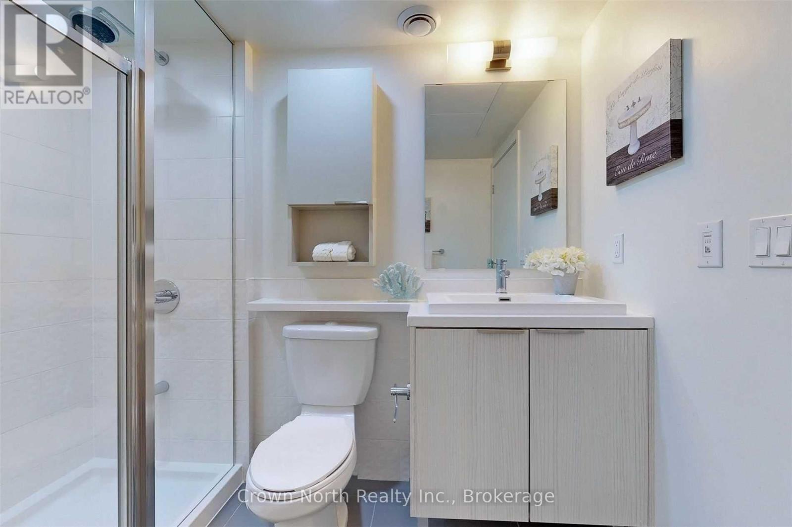 2102 - 2 Sonic Way W, Toronto (flemingdon Park), Ontario