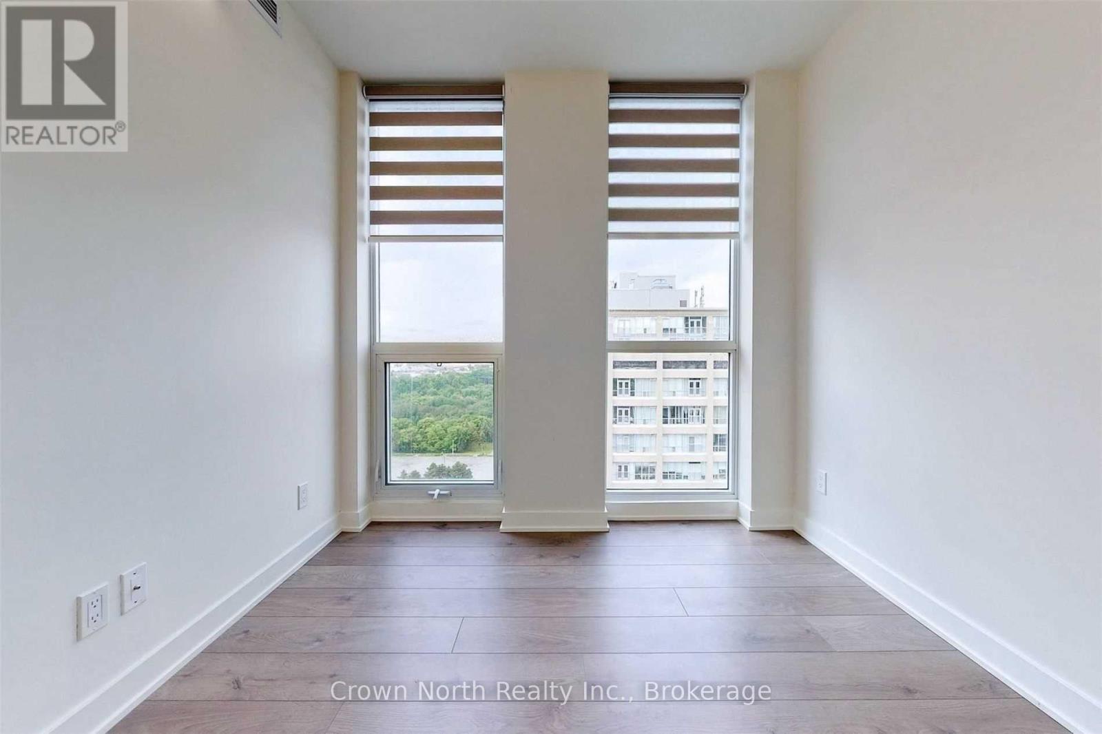 2102 - 2 Sonic Way W, Toronto (flemingdon Park), Ontario