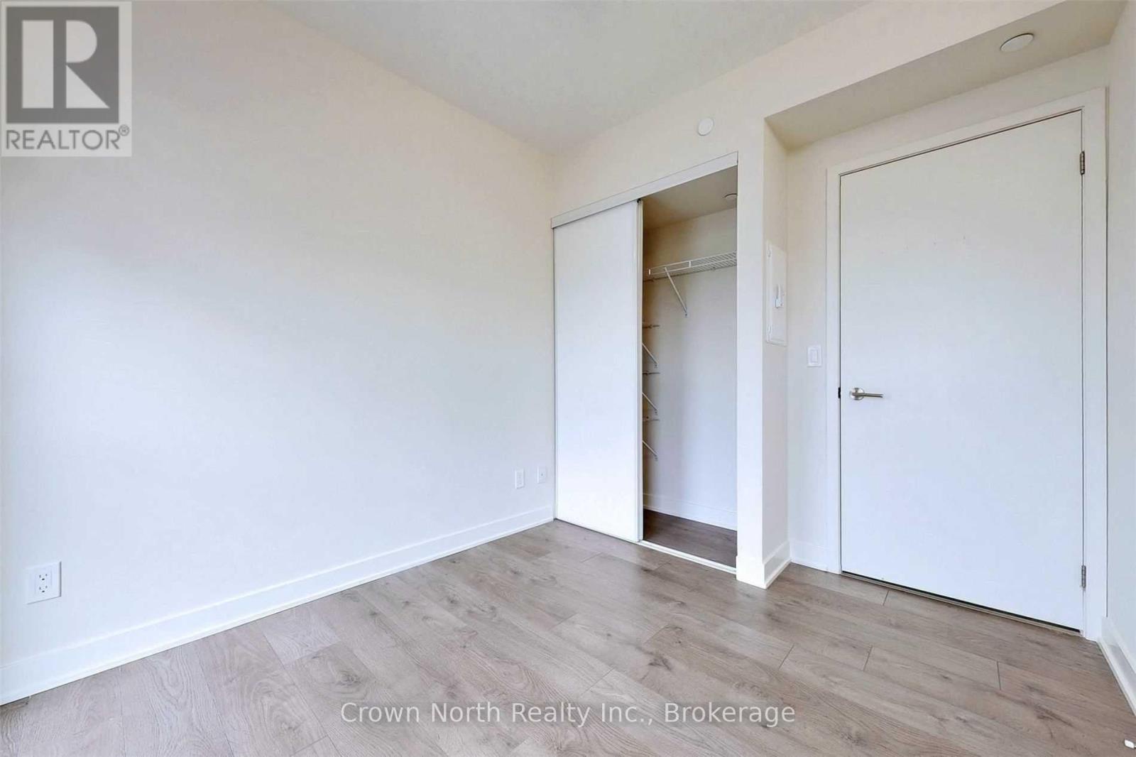 2102 - 2 Sonic Way W, Toronto (flemingdon Park), Ontario