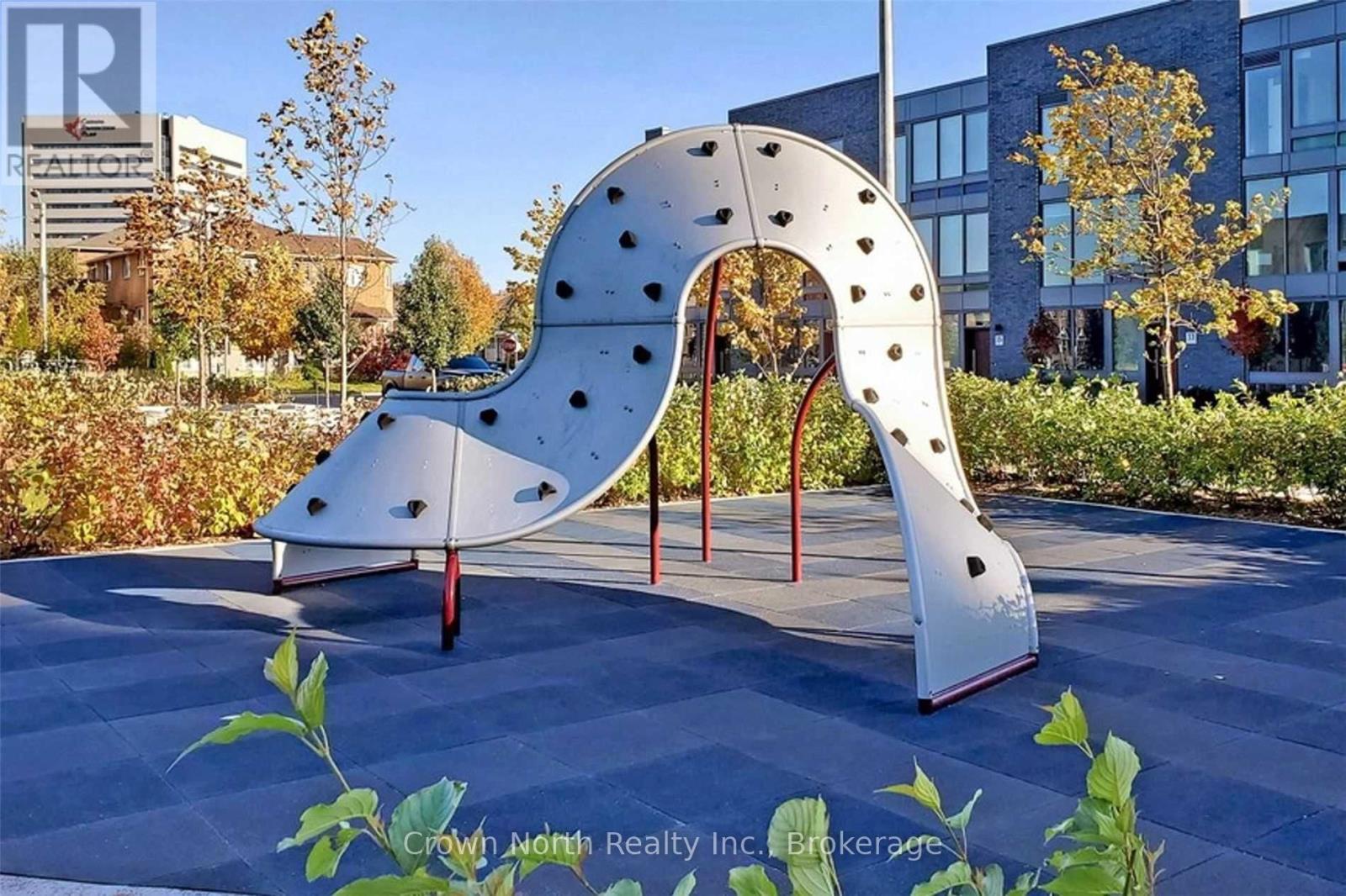 2102 - 2 Sonic Way W, Toronto (flemingdon Park), Ontario