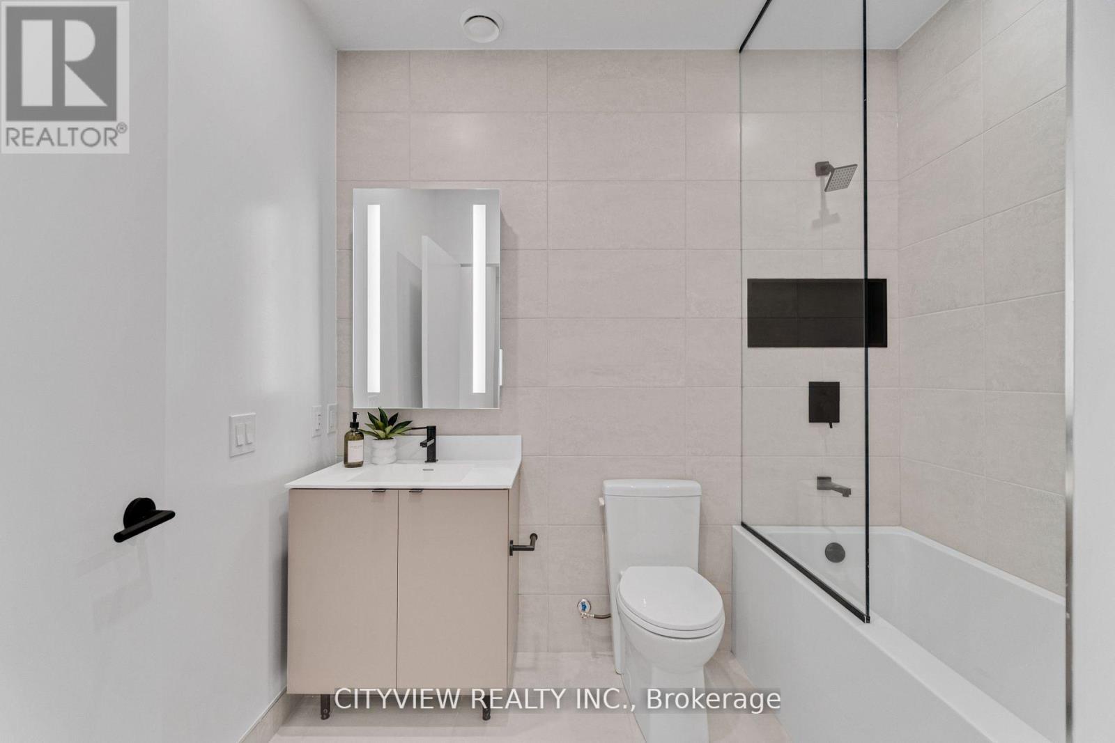 Ph13 - 500 Dupont Street, Toronto (annex), Ontario