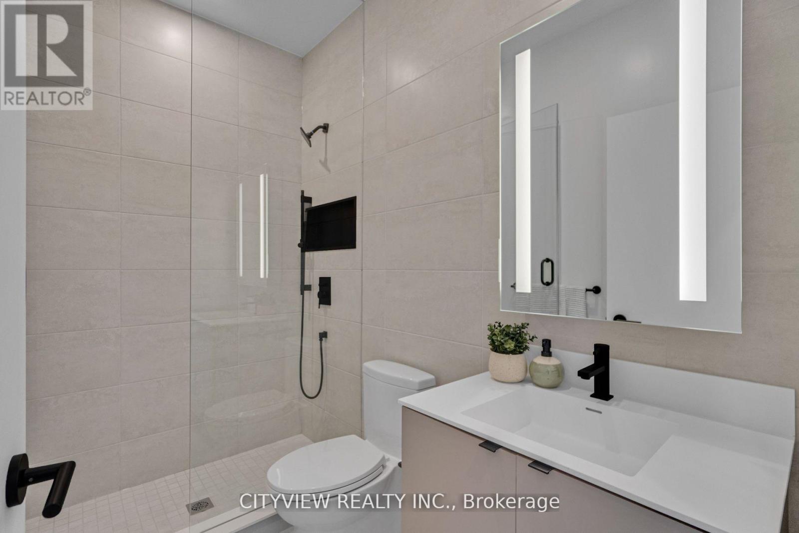 Ph13 - 500 Dupont Street, Toronto (annex), Ontario