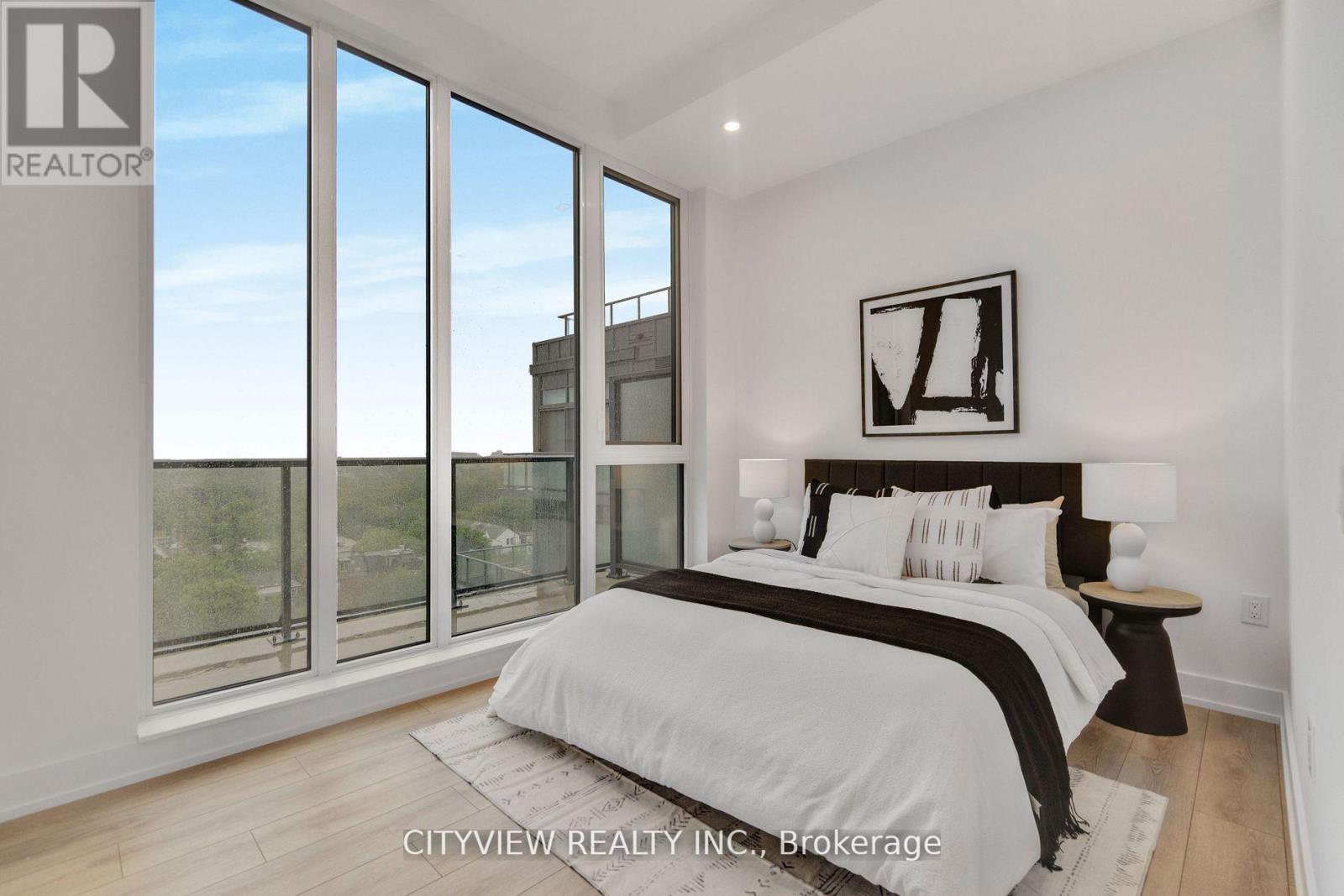 Ph13 - 500 Dupont Street, Toronto (annex), Ontario