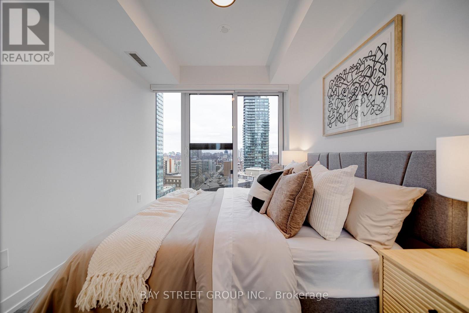 1906 - 771 Yonge Street, Toronto (rosedale-moore Park), Ontario