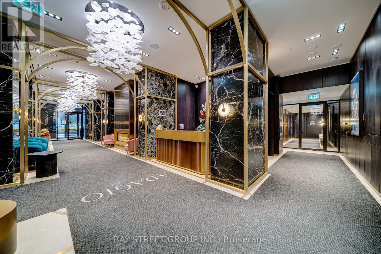 1906 - 771 Yonge Street, Toronto (rosedale-moore Park), Ontario