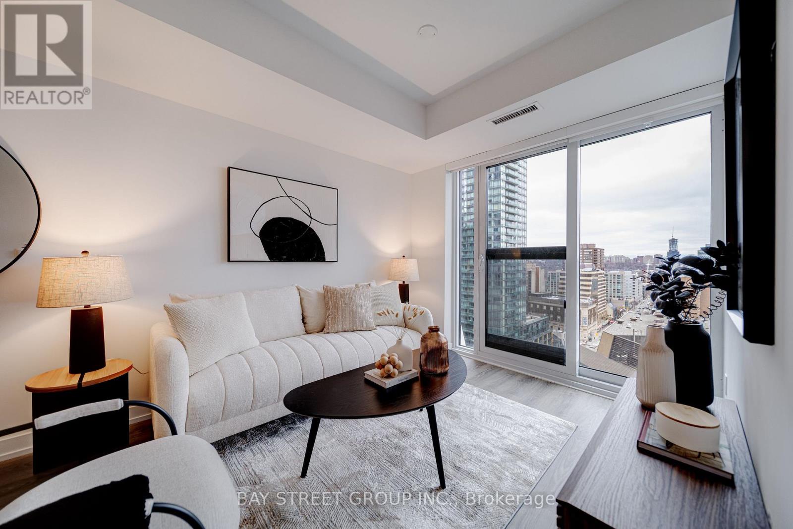 1906 - 771 Yonge Street, Toronto (rosedale-moore Park), Ontario