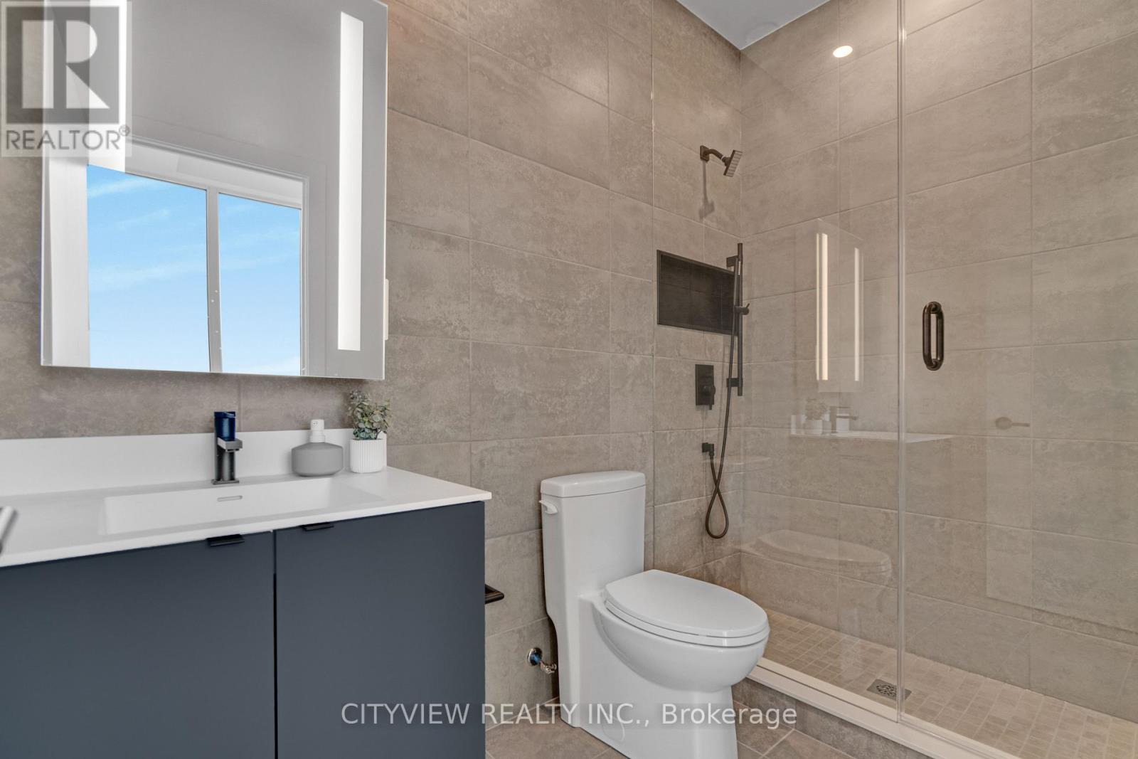 Ph5 - 500 Dupont Street, Toronto (annex), Ontario