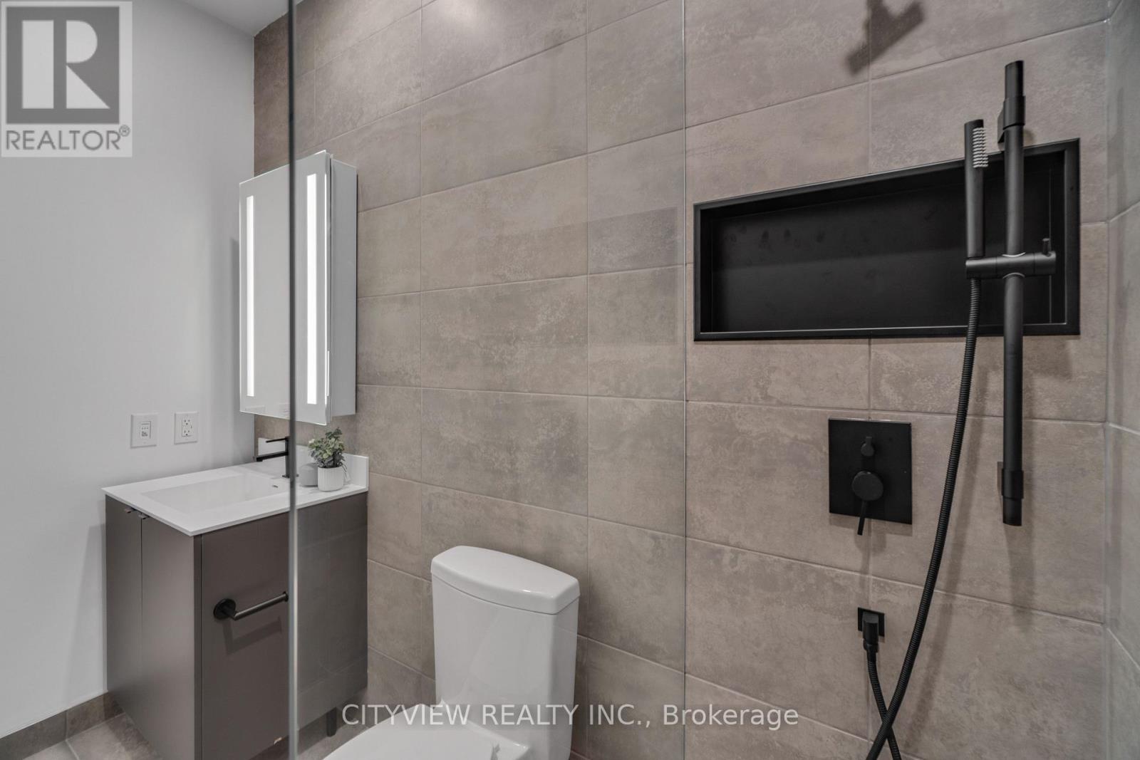 Ph5 - 500 Dupont Street, Toronto (annex), Ontario