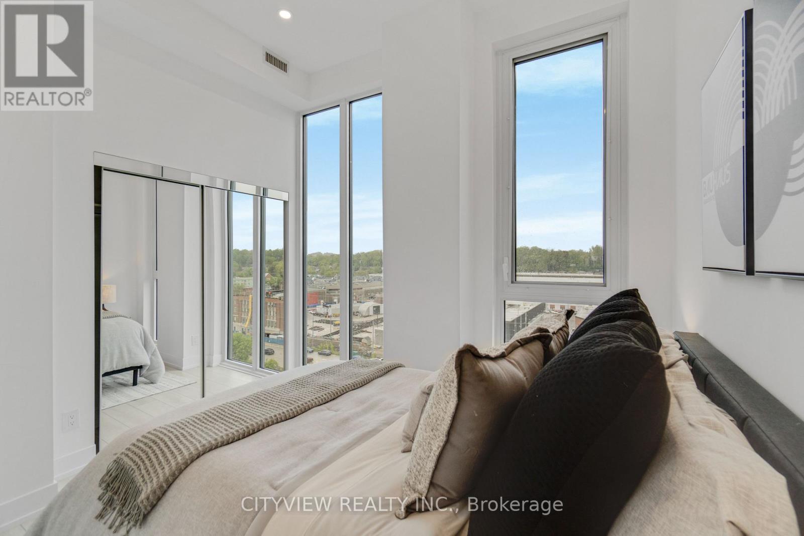 Ph5 - 500 Dupont Street, Toronto (annex), Ontario