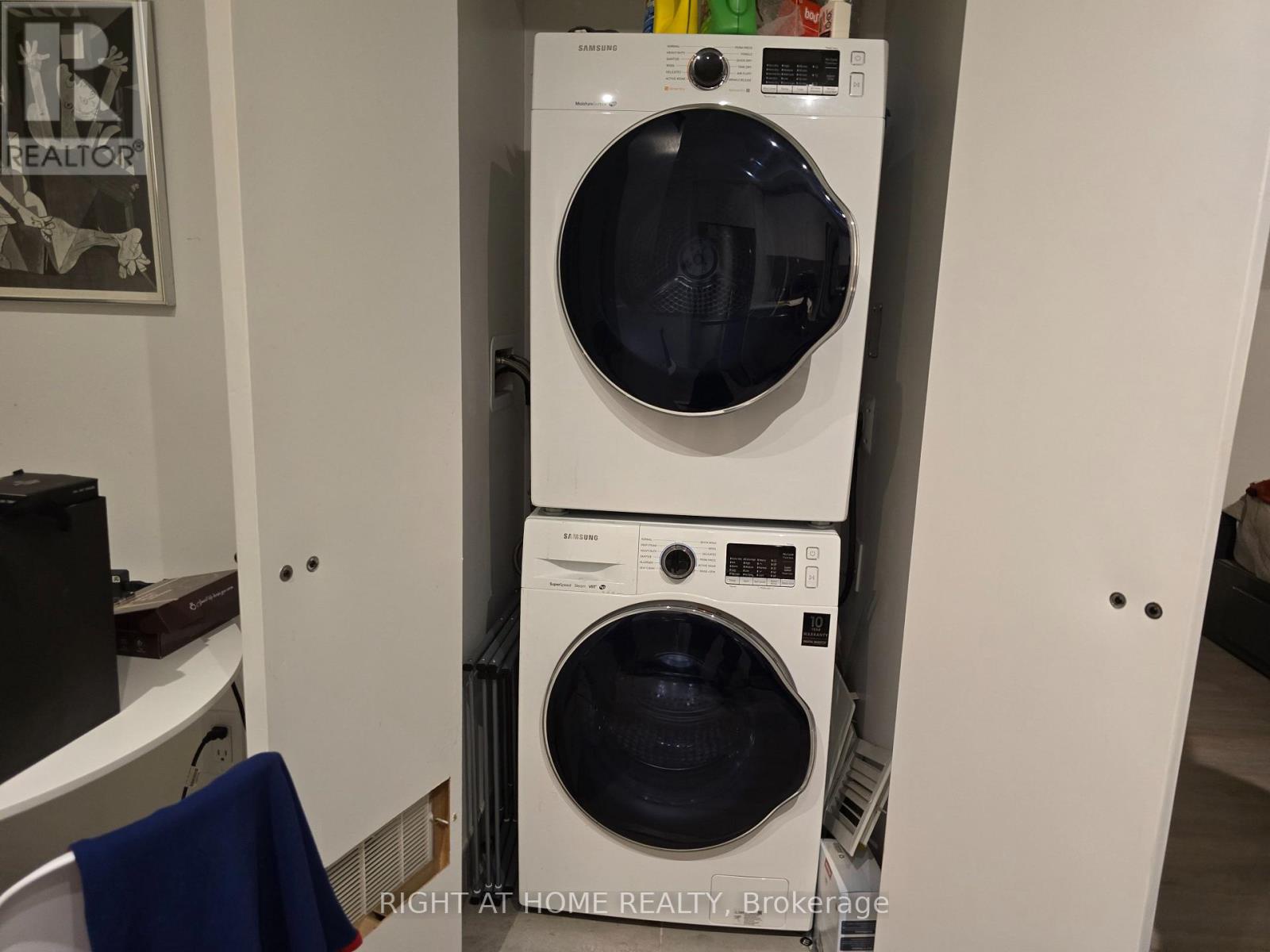 914 - 50 Power Street, Toronto (moss Park), Ontario