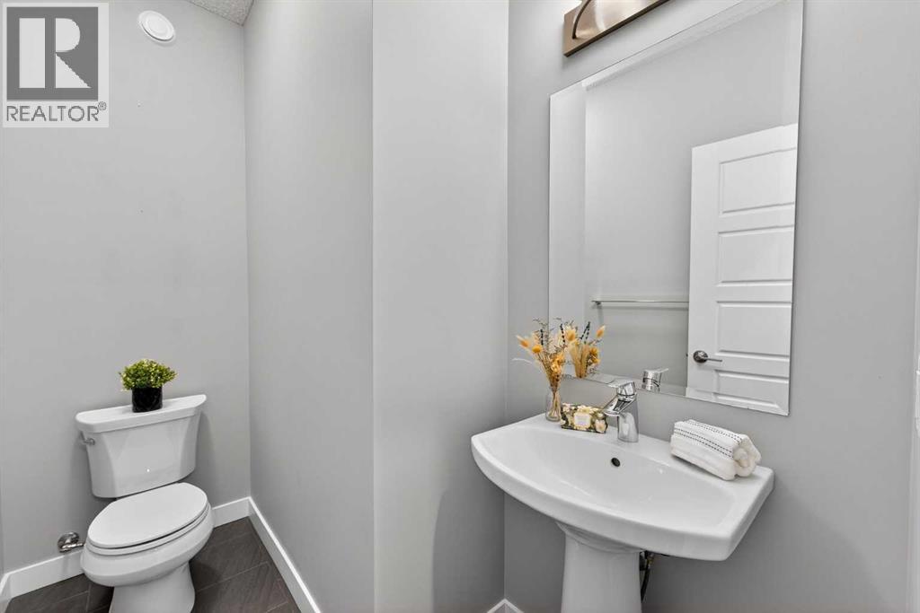 94 Kingfisher Crescent Se, Airdrie, Alberta