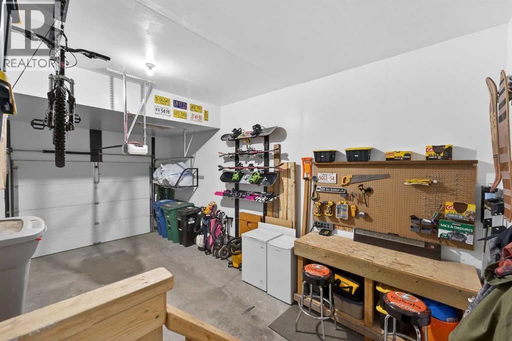 94 Kingfisher Crescent Se, Airdrie, Alberta