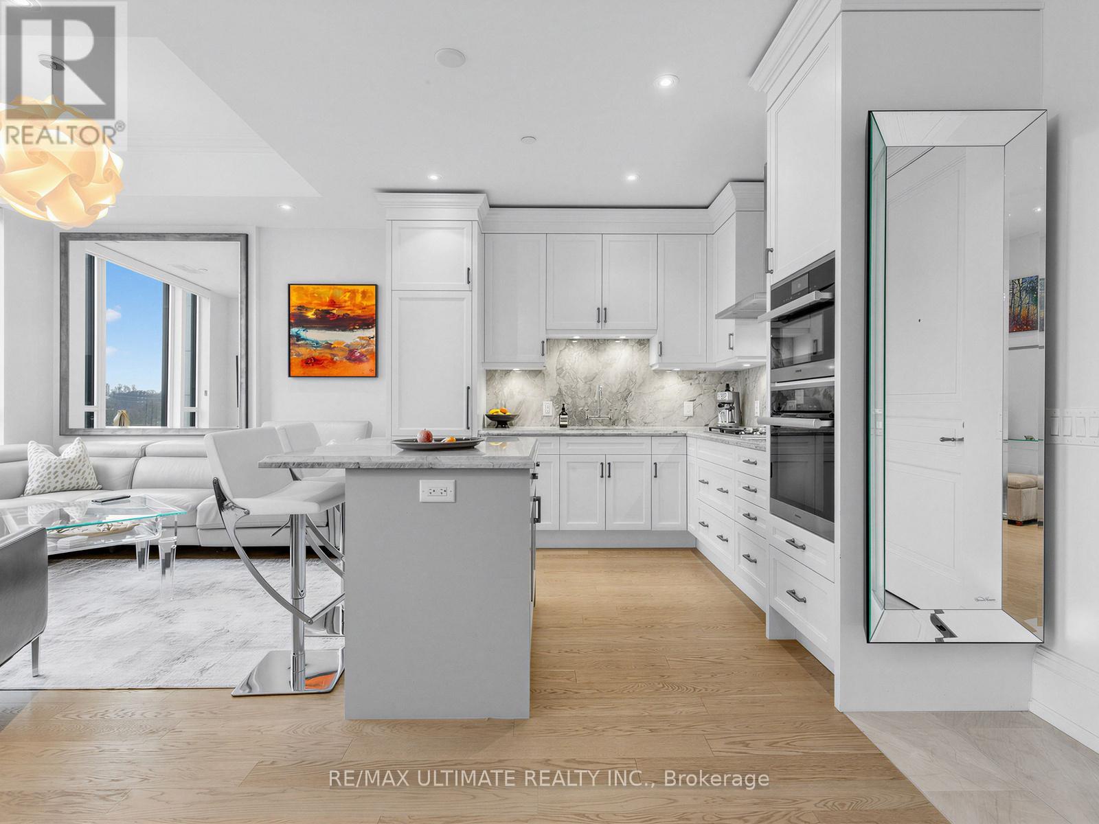 501 - 133 Hazelton Avenue, Toronto (annex), Ontario