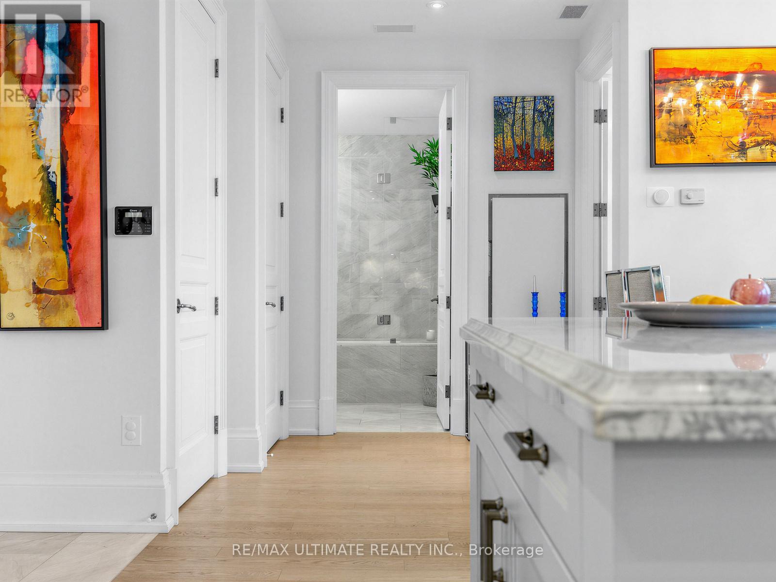 501 - 133 Hazelton Avenue, Toronto (annex), Ontario