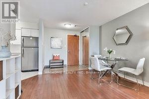 607 - 260 Doris Avenue, Toronto (willowdale East), Ontario