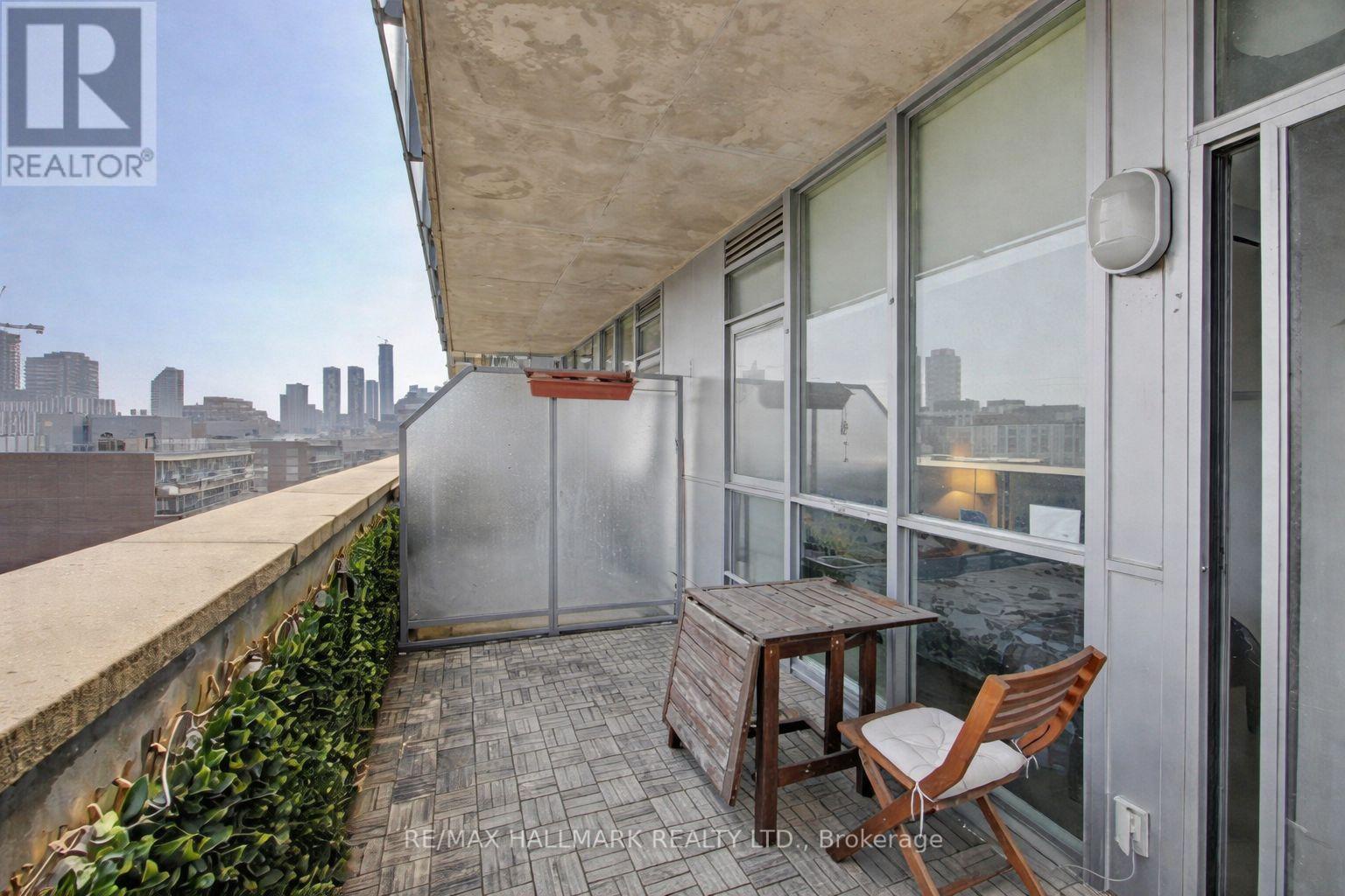 719 - 510 King Street E, Toronto (moss Park), Ontario