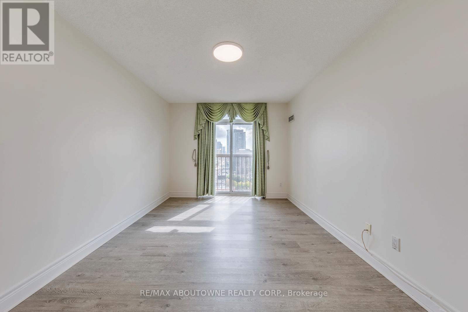 1805 - 5418 Yonge Street, Toronto (willowdale West), Ontario