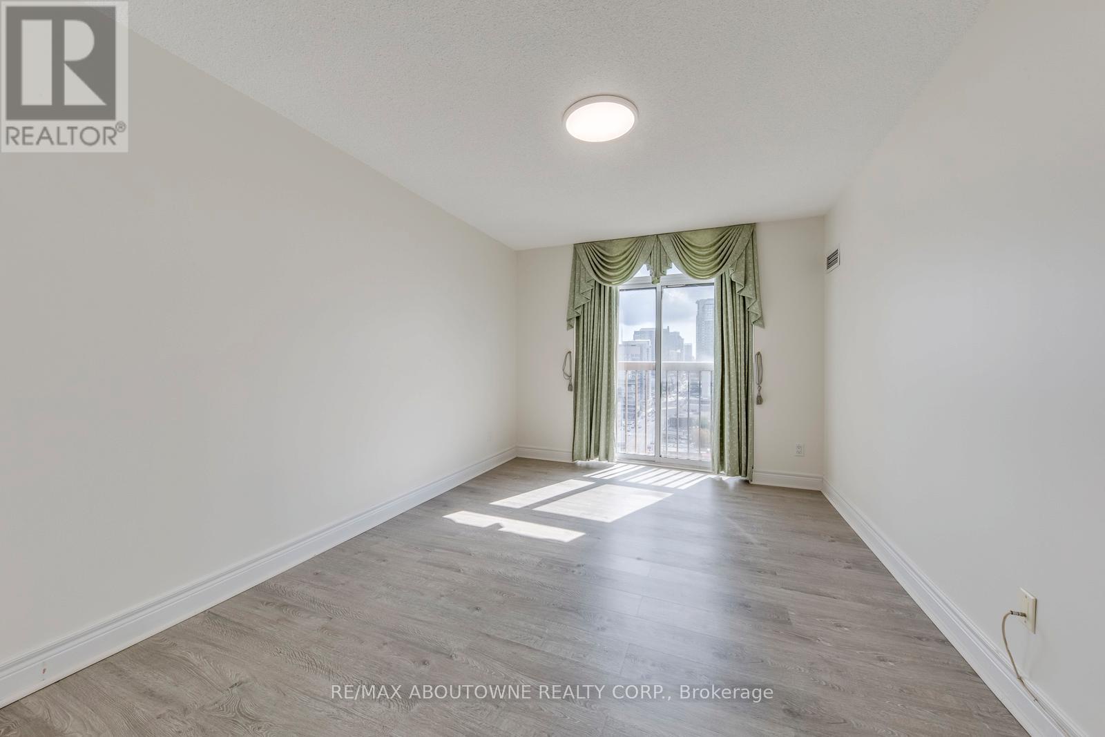 1805 - 5418 Yonge Street, Toronto (willowdale West), Ontario