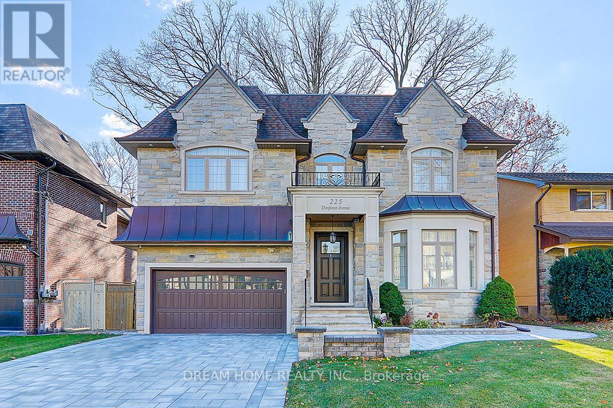 225 Dunforest Avenue, Toronto (willowdale East), Ontario