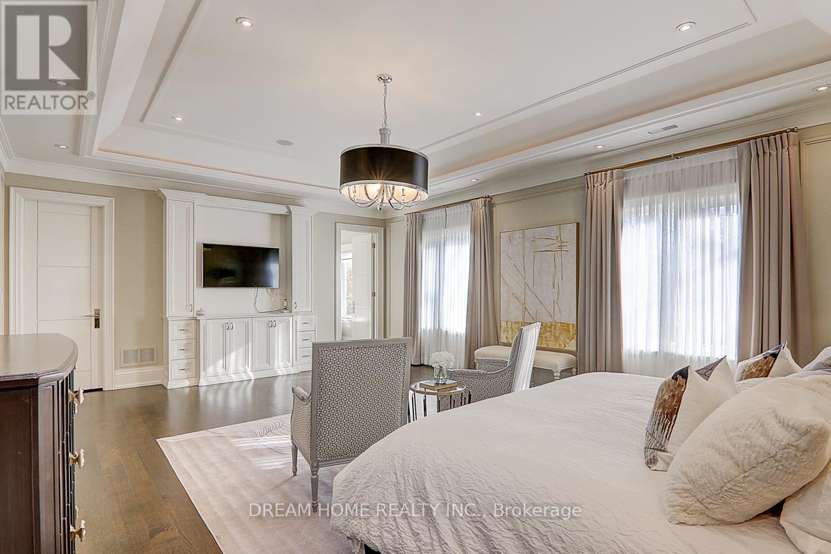 225 Dunforest Avenue, Toronto (willowdale East), Ontario