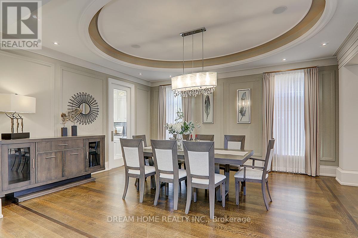 225 Dunforest Avenue, Toronto (willowdale East), Ontario