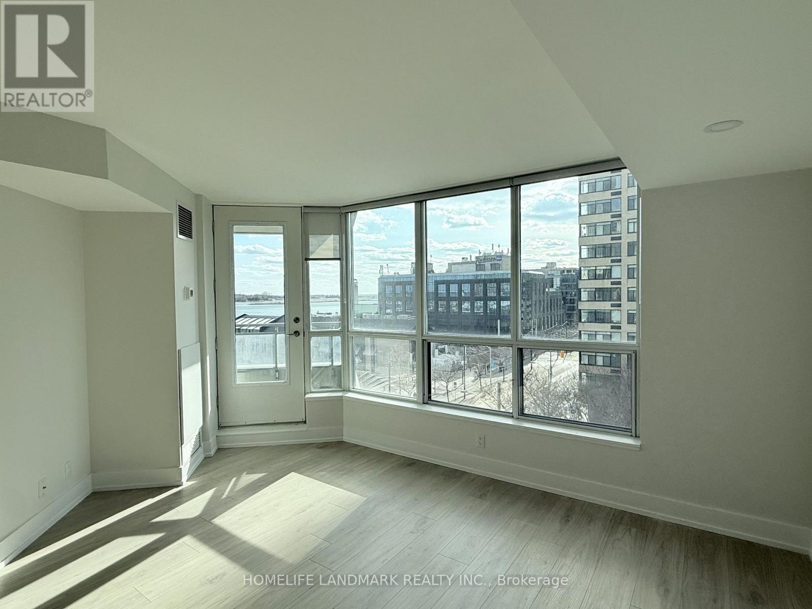 727 - 230 Queens Quay W, Toronto (waterfront Communities), Ontario