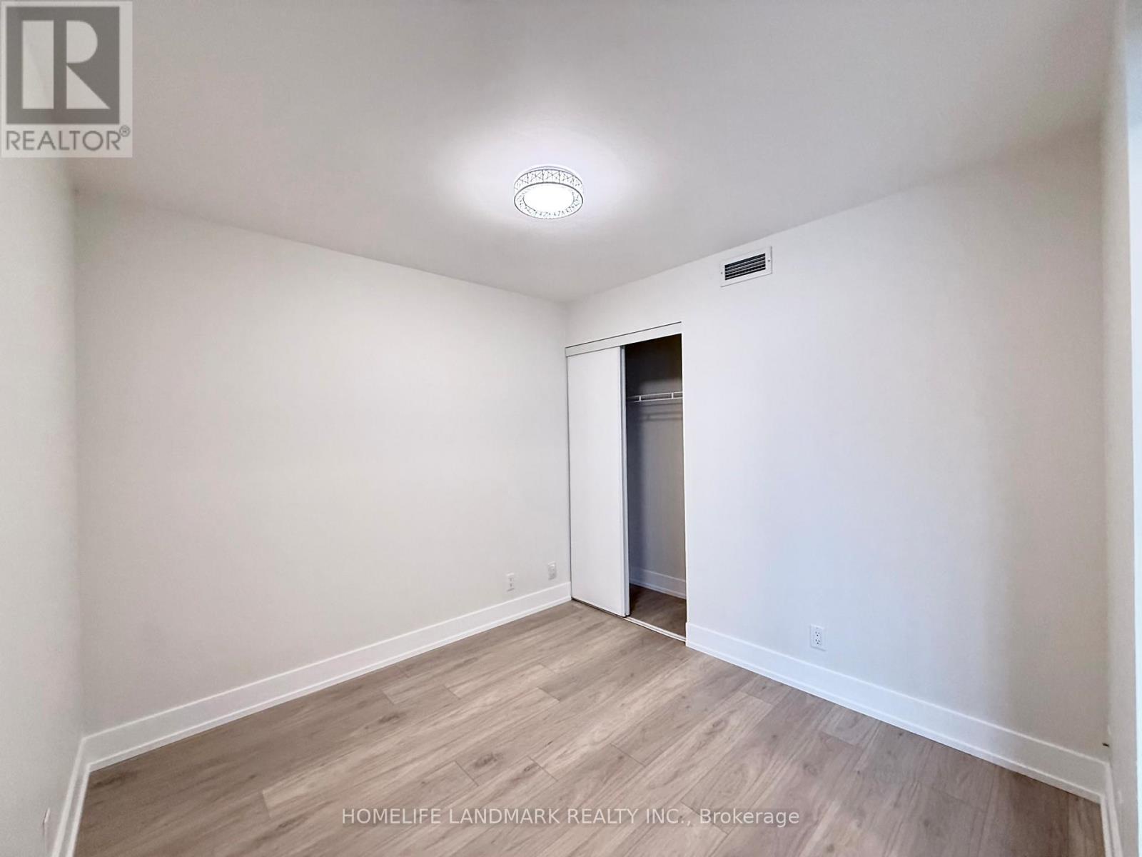 727 - 230 Queens Quay W, Toronto (waterfront Communities), Ontario