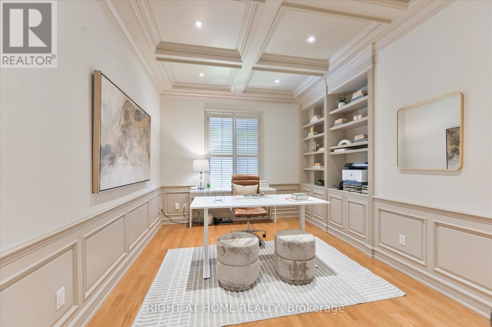 154 Charlton Boulevard, Toronto (newtonbrook West), Ontario