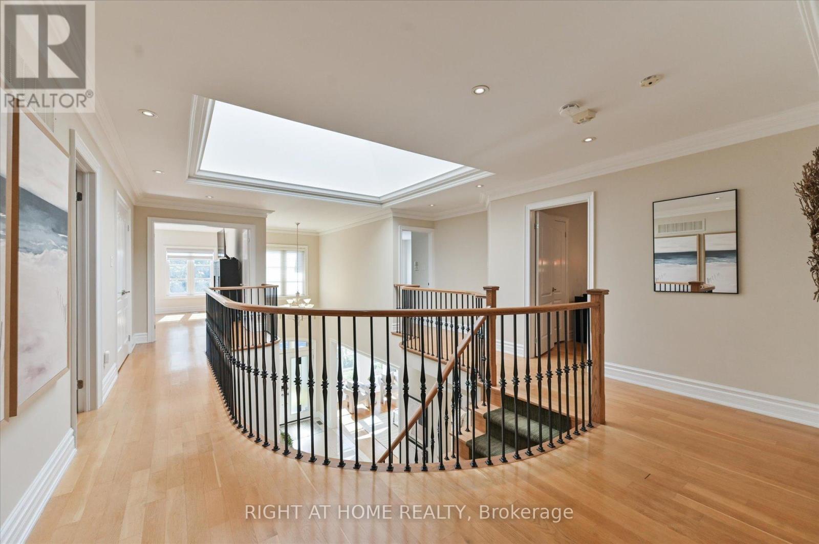 154 Charlton Boulevard, Toronto (newtonbrook West), Ontario