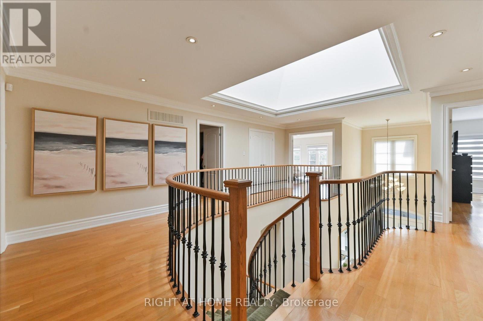 154 Charlton Boulevard, Toronto (newtonbrook West), Ontario