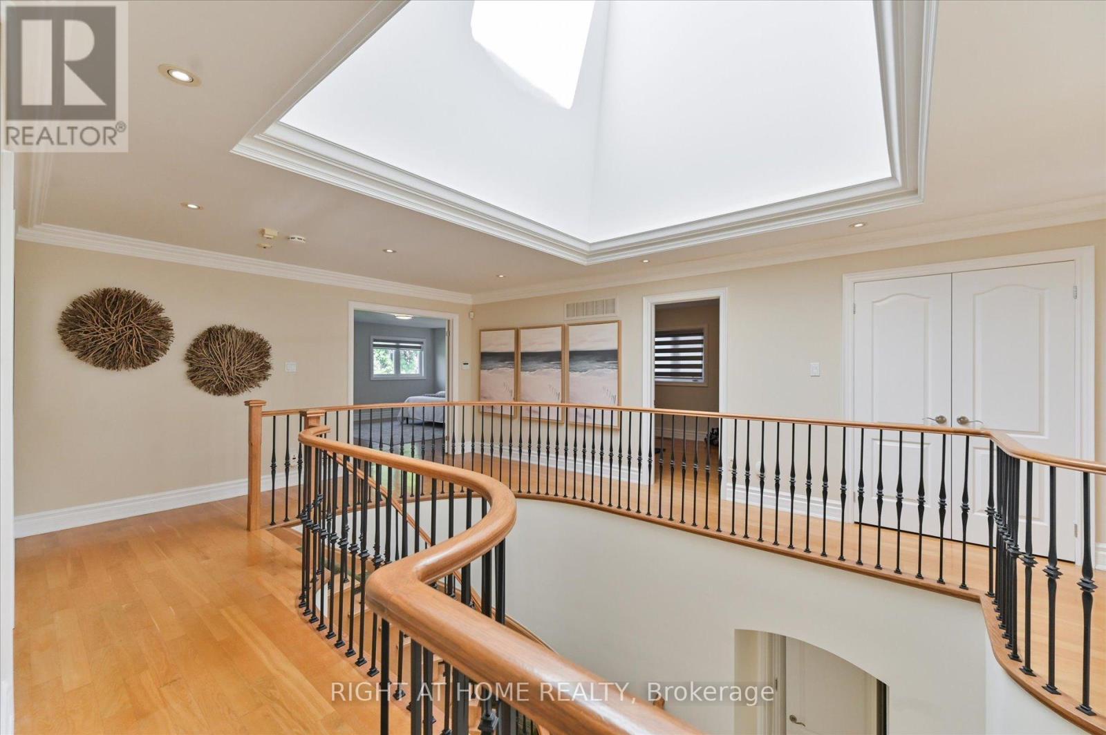 154 Charlton Boulevard, Toronto (newtonbrook West), Ontario