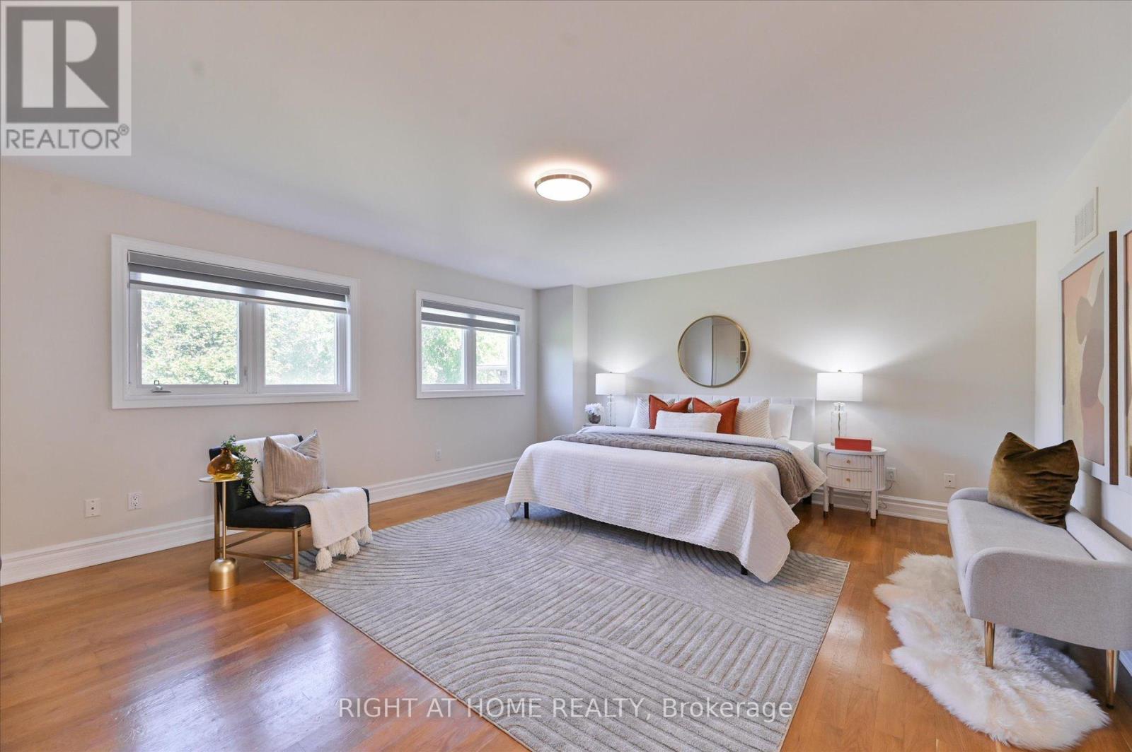 154 Charlton Boulevard, Toronto (newtonbrook West), Ontario