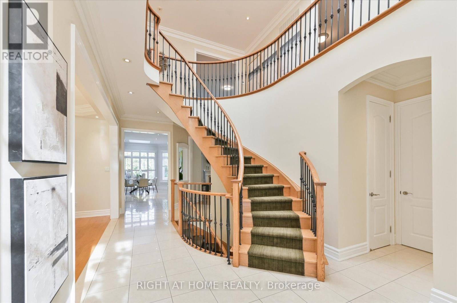 154 Charlton Boulevard, Toronto (newtonbrook West), Ontario